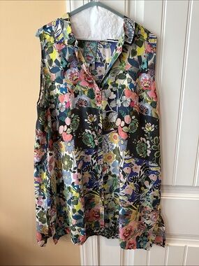 Johnny Was Multicolor Floral Sleeveless Button-Front Blouse